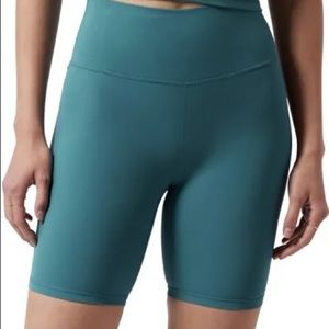 Athleta Transcend 7" Bike Short in Borealis Green